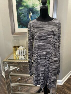 BCBGMaxAzria Gray Marled Long Sleeve Mini Dress